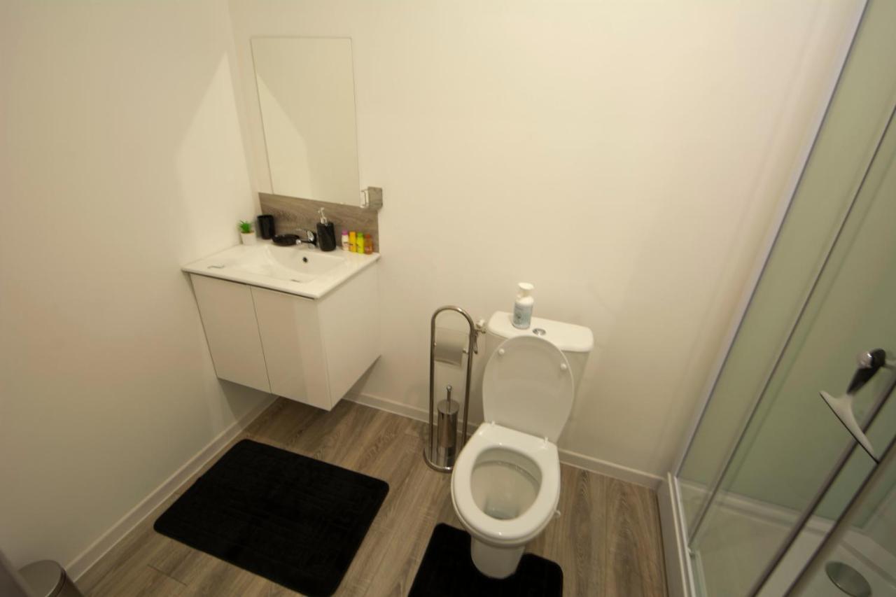 Mahora - Charmant Studio Home Staging Au Centre-Ville Сен-Кантен Экстерьер фото